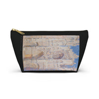 Cour d'Albane | Pouch