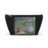 ln the Woods | Pouch