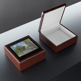 Argenteuil House | Stash Box